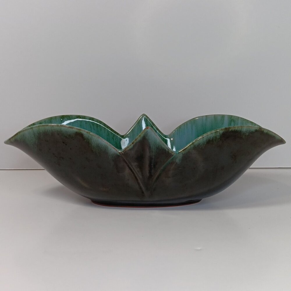 Blue Mountain Pottery Classic Flow Green Drip Glaze Dish